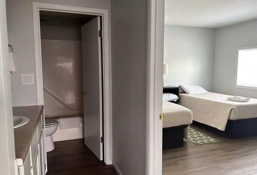 Motelli Beyonder Marine At Sterett Creek