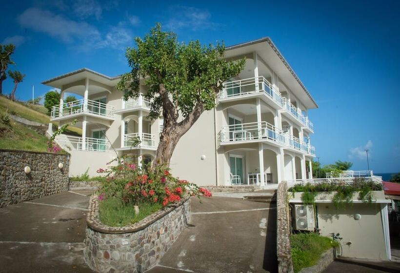 پانسیون Bois Joli