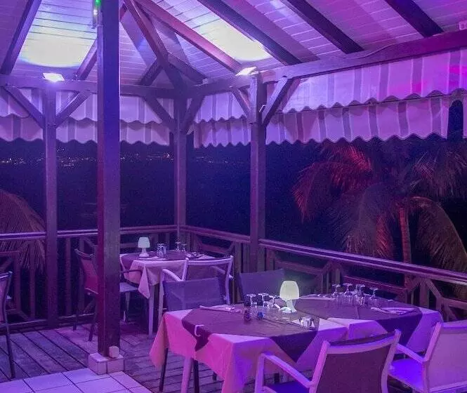 پانسیون Bois Joli