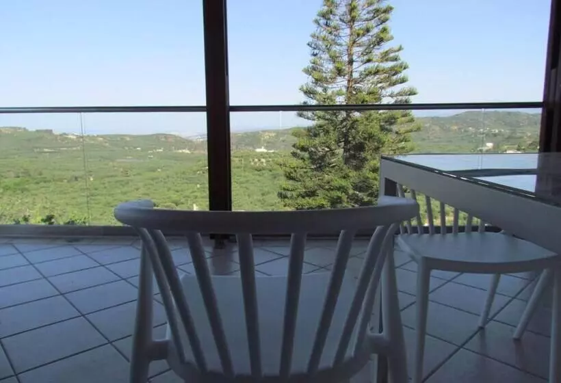 レジデンス Beautiful 3 Bed House In Chania With Garden