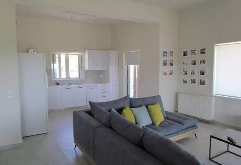 レジデンス Beautiful 3 Bed House In Chania With Garden