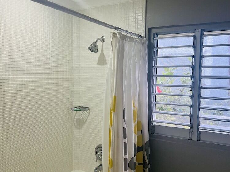 اقامتگاه Magnesium Seaview