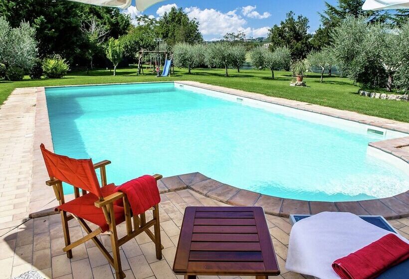 Serene Cottage In Marsciano With Private Terrace