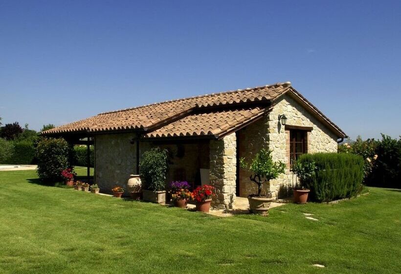 Serene Cottage In Marsciano With Private Terrace