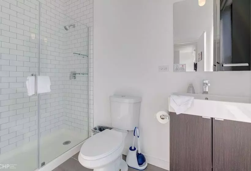 Chicago Second Floor Studio By 747 Lofts