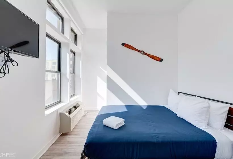 Chicago Second Floor Studio By 747 Lofts