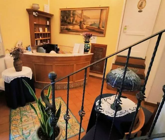 Carpediem. Apartment With 59 Steps Gradini. In The Center Of Amalfi At 650 Mt From The Sea With Paym