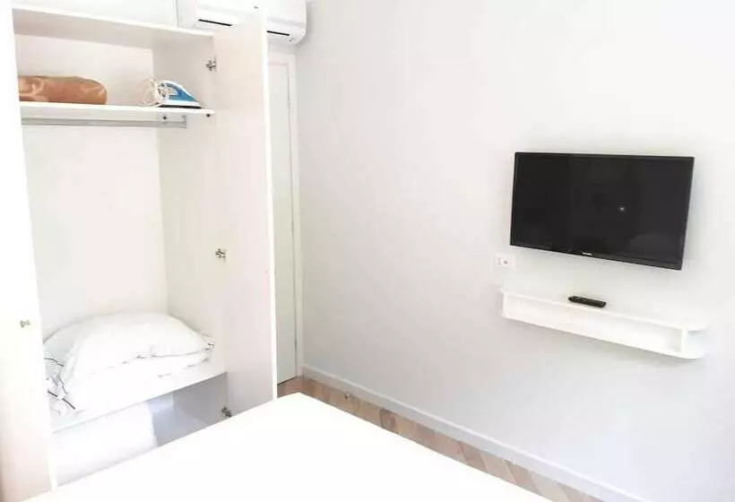 Carpediem. Apartment With 59 Steps Gradini. In The Center Of Amalfi At 650 Mt From The Sea With Paym