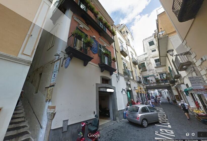 Carpediem. Apartment With 59 Steps Gradini. In The Center Of Amalfi At 650 Mt From The Sea With Paym