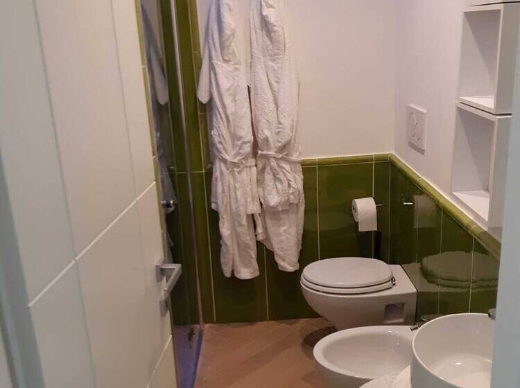 Carpediem. Apartment With 59 Steps Gradini. In The Center Of Amalfi At 650 Mt From The Sea With Paym