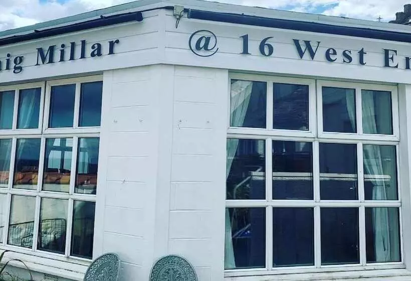 Beautiful Coastal Cottage In St Monans, Scotland