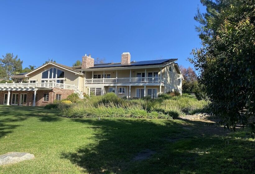 ベッドアンドブレックファースト Twboord