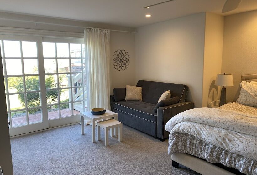 ベッドアンドブレックファースト Twboord