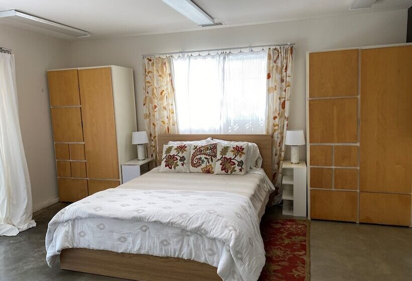 ベッドアンドブレックファースト Twboord