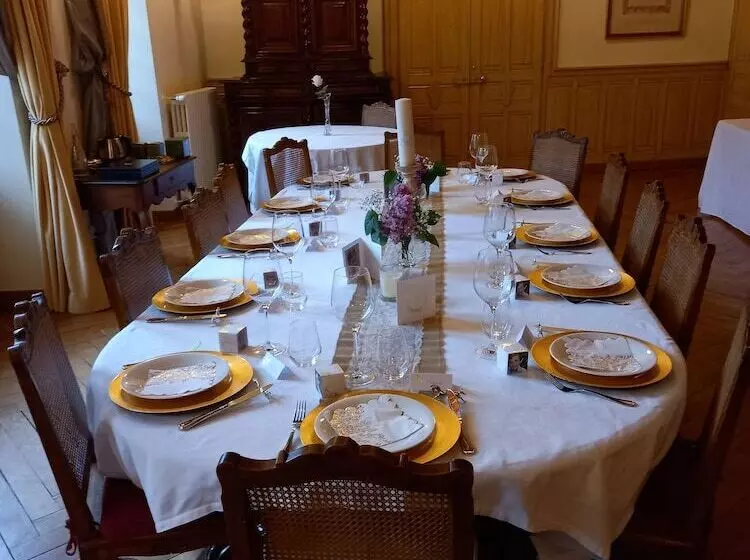 Hotelli Château De Thorens