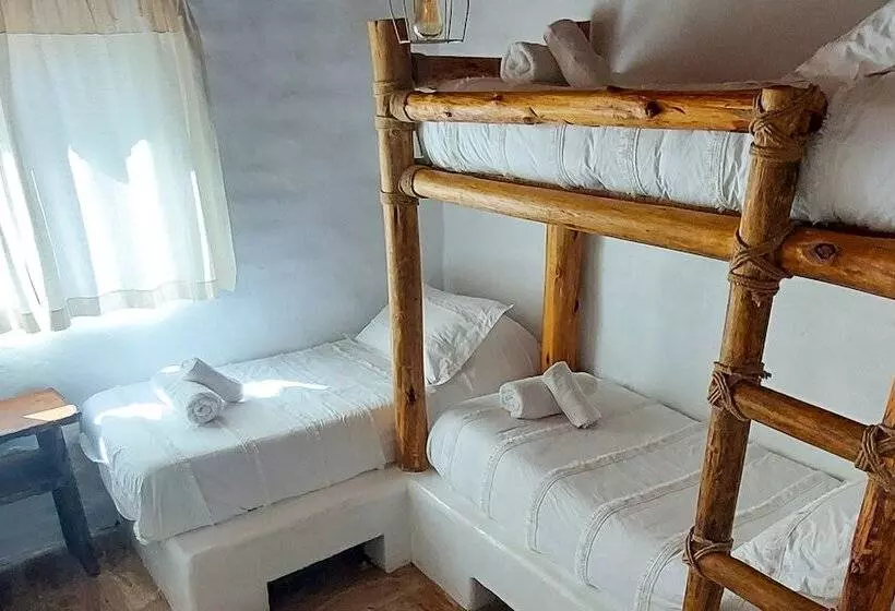 Hotelli Cinco Cumbres Luxury Camp & Eco Lodge