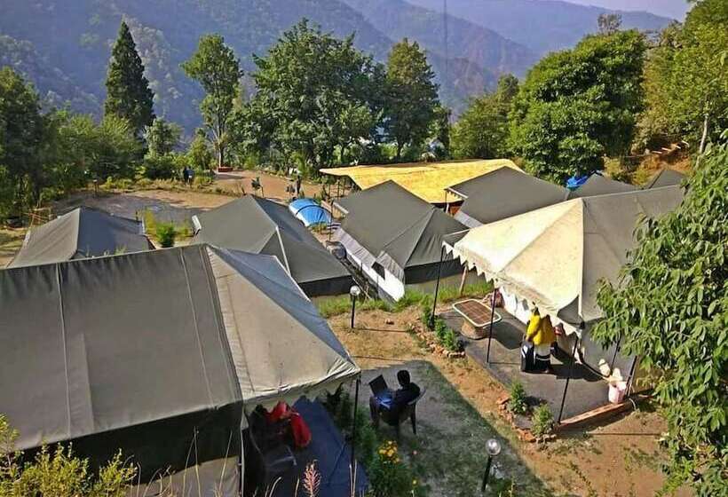 בית מלון כפרי Hidden Valley Camp