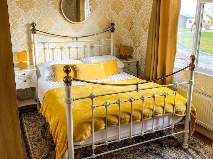 ホテル Immaculate 3 Bedroom Private Lodge Near York