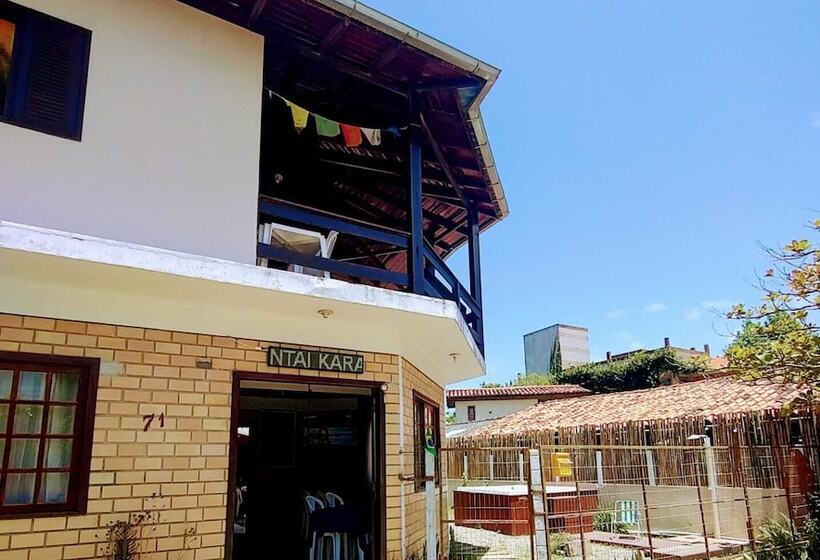 בית מלון כפרי Pantai Karah Pousada