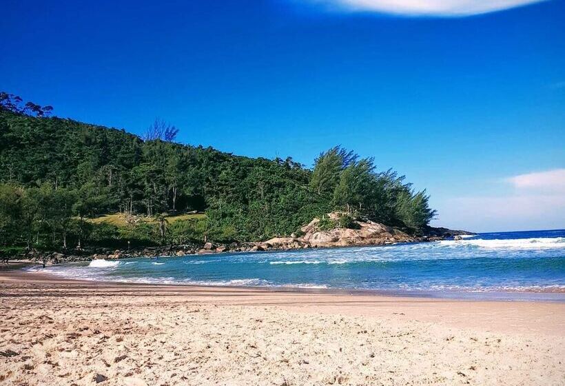 בית מלון כפרי Pantai Karah Pousada