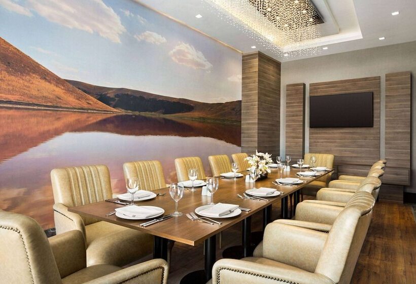 酒店 Ramada By Wyndham Karapinar