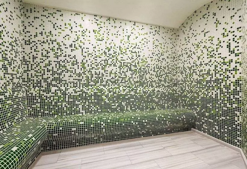 Hotelli Ramada By Wyndham Karapinar