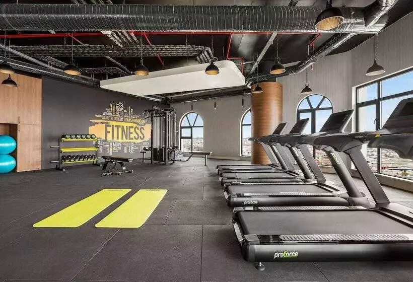 Hotelli Ramada By Wyndham Karapinar