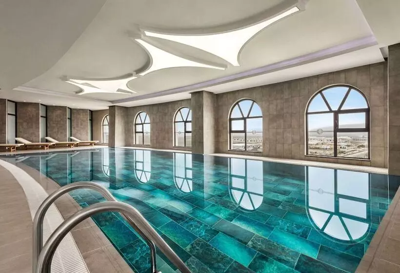 Hotelli Ramada By Wyndham Karapinar