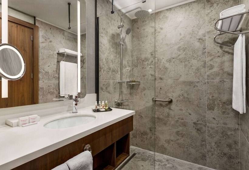 酒店 Ramada By Wyndham Karapinar