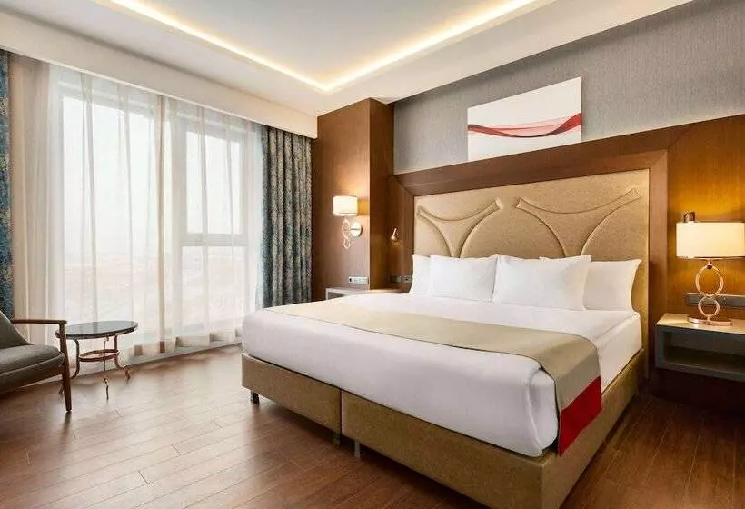 Hotelli Ramada By Wyndham Karapinar