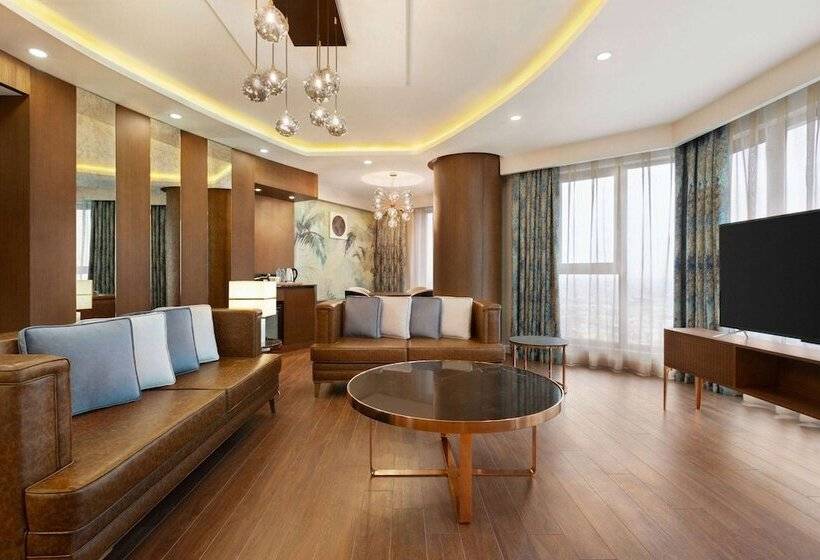 酒店 Ramada By Wyndham Karapinar