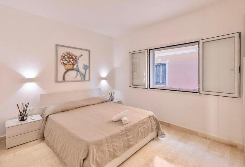 إقامة Isa Appartaments In Orosei With Air Conditioning