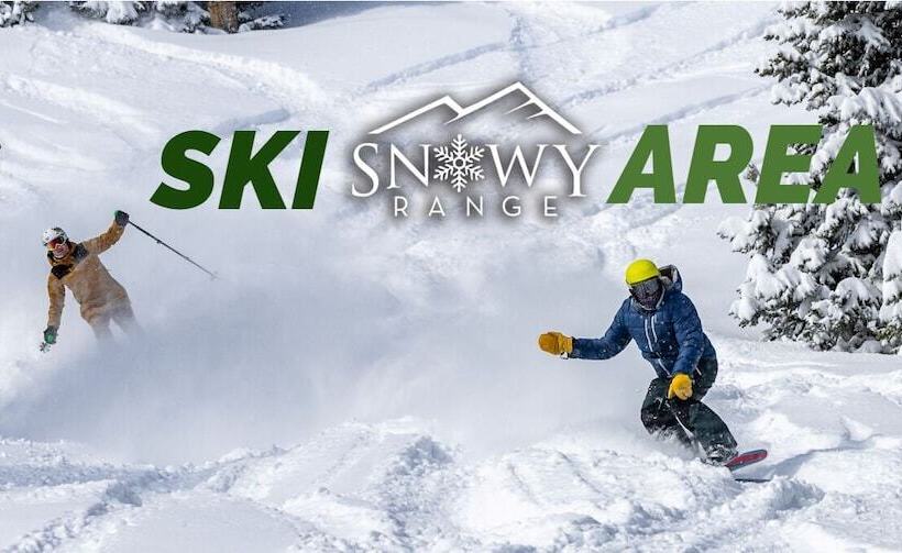 モーテル Snowy Mountain Inn