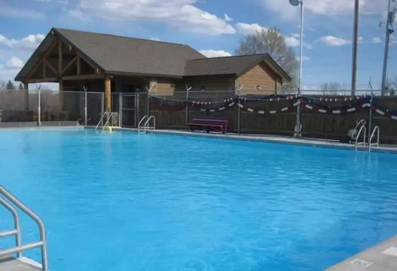 Motelli Snowy Mountain Inn