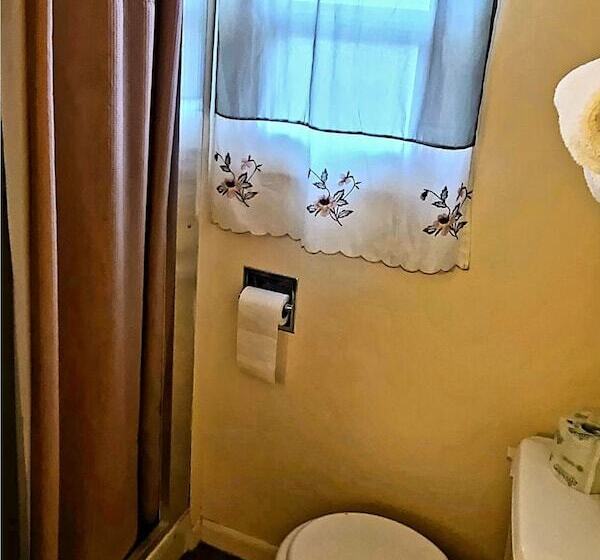 モーテル Snowy Mountain Inn