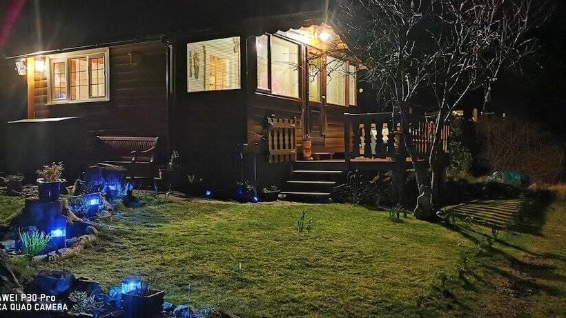 Snowdonia National Park Log Cabin With Garden