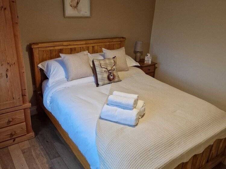 The New Rushcart Inn