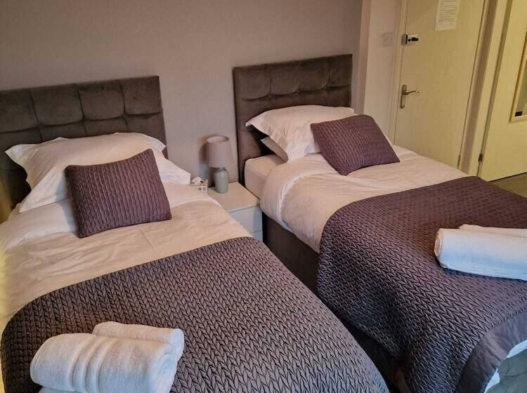 The New Rushcart Inn