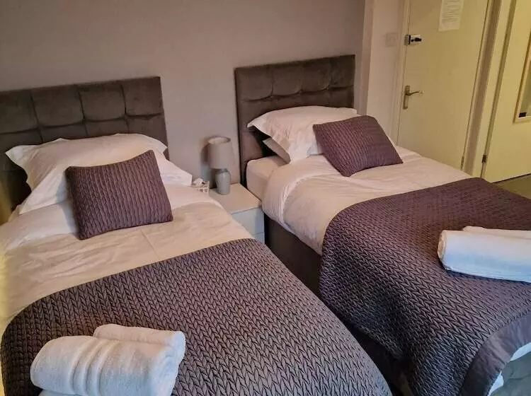 The New Rushcart Inn