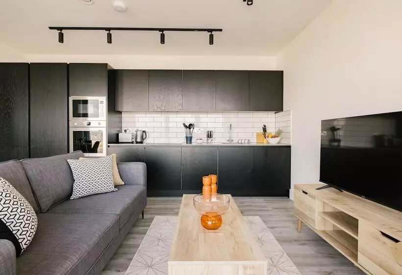 Cityspace Acton