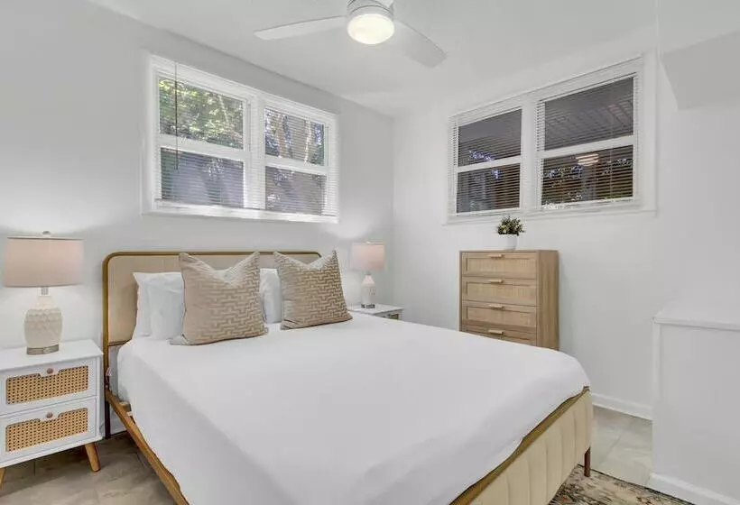 Coastal Grove By Avantstay 3 Unit Buyout Minutes From Folly Beach