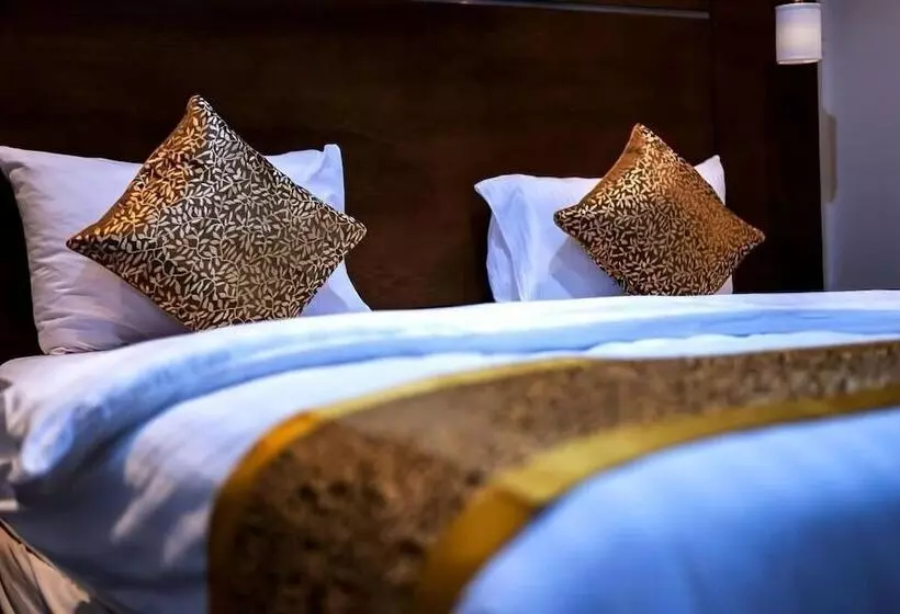 Hotelli Ahlin Suites 2