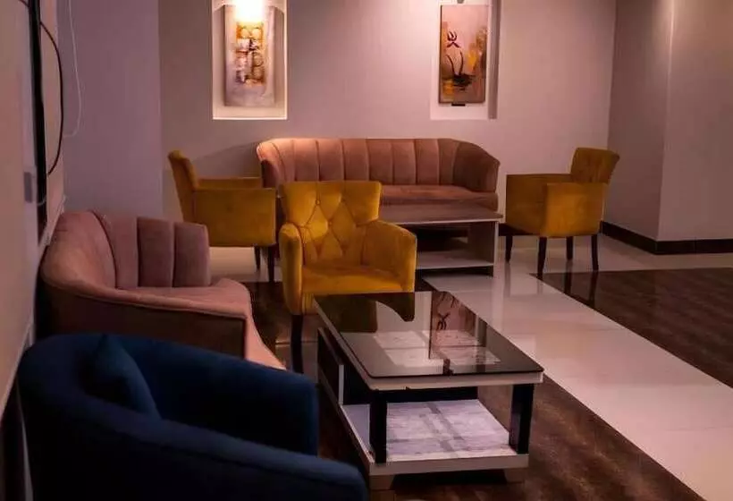 Hotelli Ahlin Suites 2