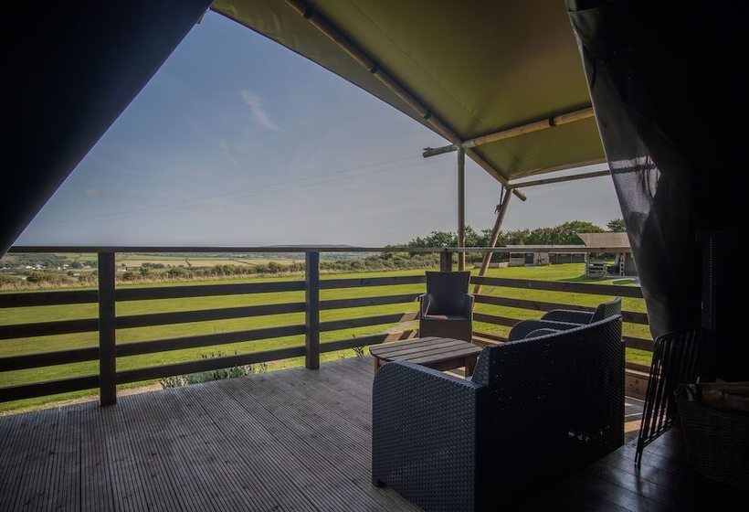 فندق Burryholmes Glamping Tent   Llangennith