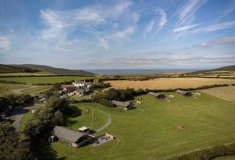 Hotelli Burryholmes Glamping Tent   Llangennith