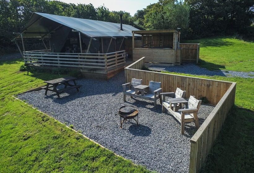 فندق Burryholmes Glamping Tent   Llangennith