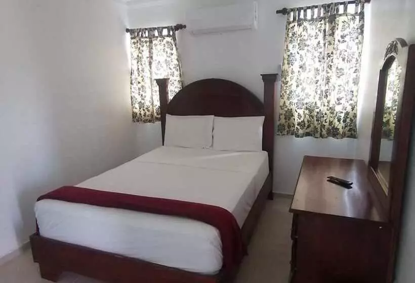 Hotelli Ensenada Resort