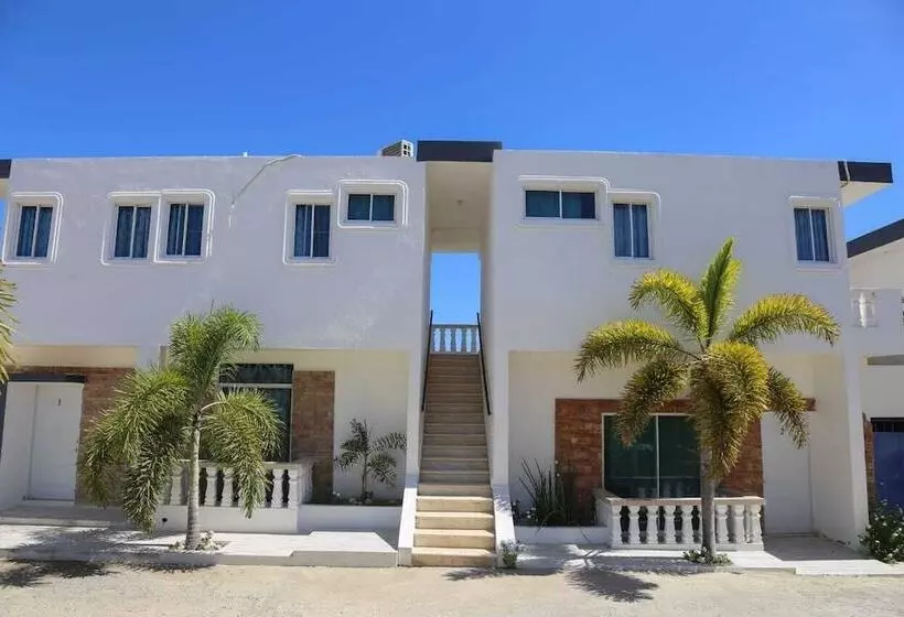 Hotelli Ensenada Resort