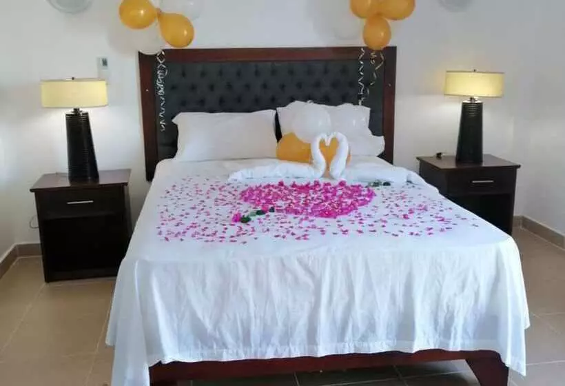 Hotelli Ensenada Resort