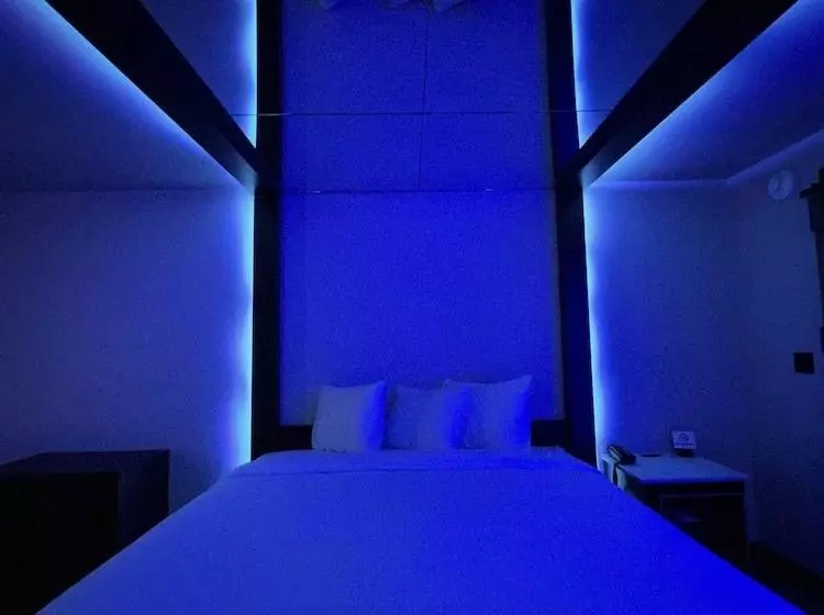 هتل Imperial Suites